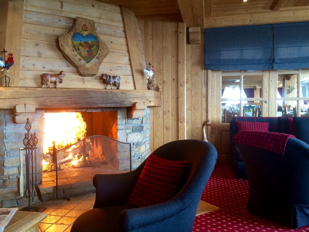 Aux Ducs De Savoie Hotell Combloux Eksteriør bilde