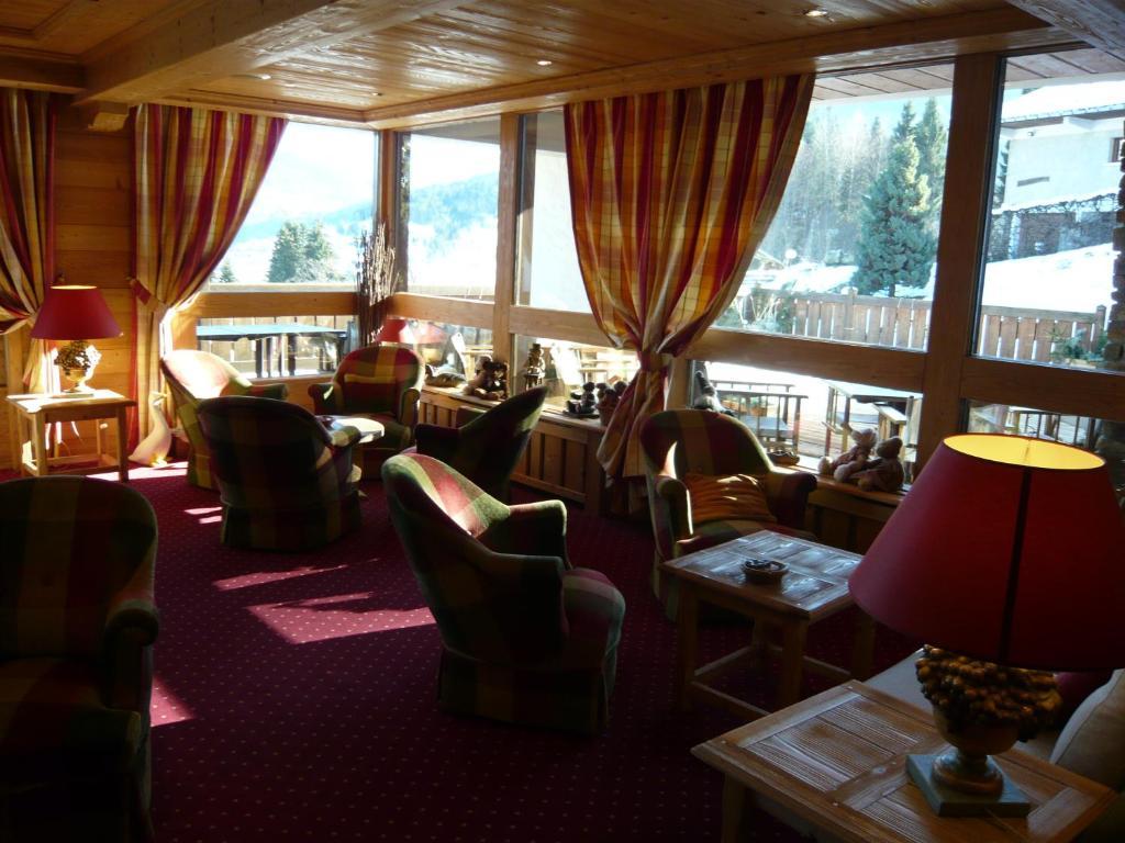 Aux Ducs De Savoie Hotell Combloux Eksteriør bilde